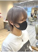 メンズハイトーン　ブリーチ込シルバーカラー　横浜／横浜駅