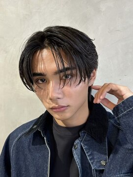 ニコ トウキョウ ロジック(nico TOKYO Logic) フェザーパーマニュアンスパーマメンズセンターパート襟足あり