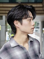 ガーデンヨコハマエスト(GARDEN YOKOHAMA est)&nbsp;センターパート　毛流れパーマ　ショート