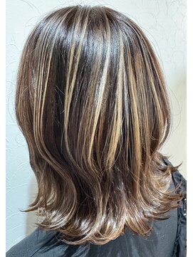 ナチュラルスタンダードボニータ(NATURAL STANDARD. bonita) バレイヤージュ×秋カラー