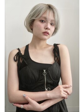 イル 天神西通り店(ill) high tone × mini bob