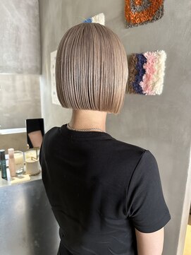 ハウ 心斎橋(how) ◎秋切りっぱなしボブ×ミルクティーベージュ20代30代