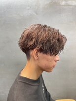 エルマノ 仙川(L mano) 〈k10〉メンズパーマブリーチフェードツーブロックスパイラル