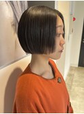 大人かわいいミニボブスタイル
