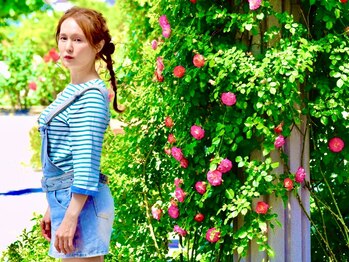 ベルナ(BELUNA)の写真/【 全てのメニューに4500円相当の集中ケアトリートメント付き】ロング料金も無しの完全マンツーマン施術☆