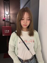 イト(ito)&nbsp;【ito／梅田】ヘーゼルベージュ×顔周りレイヤー