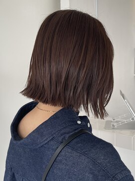 エンベール(EN VEIL) 艶ブラウン×大人の切りっぱなしボブ