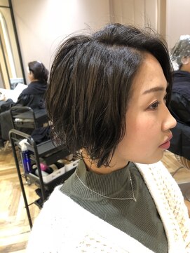 ロンド ブランシュ 錦糸町北口(Lond blanche) 20代30代必見！大人ウエーブ前下りショート☆担当副店長川上功介