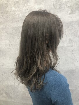 アッド(hair salon add.) 【岡山市 add.】柔らかカーキグレージュ