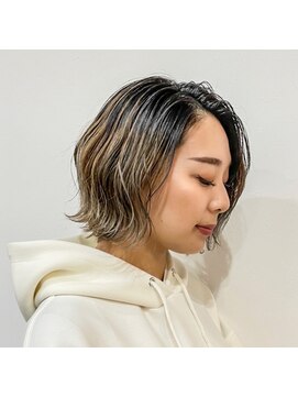 ココンプリュス アンド モナ(COCON+&MONA+) バレイヤージュカラー
