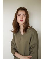 ピズム(PISM)&nbsp;かき上げバング/プラチナグレージュ/デジタルパーマ/くびれヘア