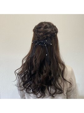 ヘアデザイン リル(hair design Lilou) 編み込みハーフアップ