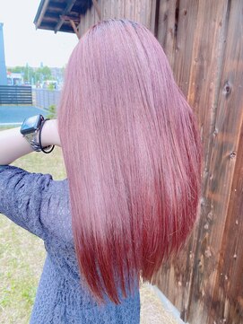 タグ(Tag) ホワイトピンク/ハイトーン