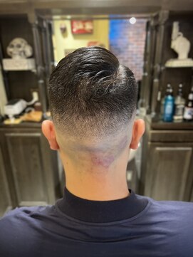 バレス 田町(BALES) ハードパートスキンフェード