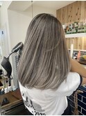 ホワイト系海外ヘア