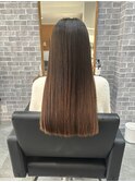 まとまりのあるツヤ髪ロング