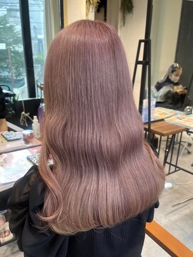 フォルテ ティアラ 横浜店(FORTE TIARA) 透明感ピンクベージュ/ブリーチ有Wカラー/髪質改善カラー