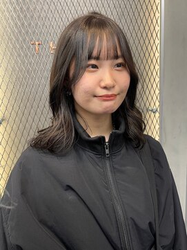 スリーバイベルベット(THREE...by velvet) ダークブラックカラー/ダブルカラー/髪質改善/オージュア