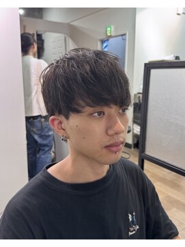 クロムトウキョウ ザ バーバー 新宿本店(CHROM TOKYO the Barber) レイヤーマッシュ/ツーブロ/メンズ