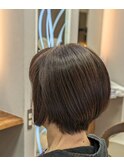 ショートボブ