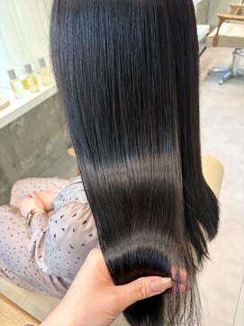 フィックス(FIX) 透け感も綺麗なダークパープルヘア