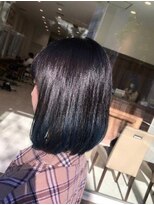 アッシュ 川崎店(Ash)&nbsp;裾カラー　ブリーチあり　ブルー　ボブ