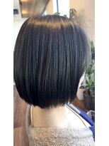 エスト(est.)&nbsp;ブルーブラック×ミニボブ　20代30代40代50代