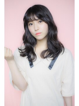 アマンドール(Aman D'or) 韓国風ブルーアッシュ×フリルウェーブ