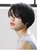 大人ショートボブ「クールシック×抜け感」