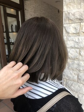 ブランシェ神領店 ドライヴカットで最高の柔らかさ☆夏スモーキーベージュ《高橋》