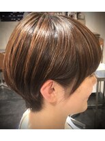 エヴリンアンドペイジ(Evelyn&paige)&nbsp;【元町／神戸三ノ宮】耳掛けショート