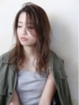 アンツ サザンリゾート 茅ヶ崎店(ANT'S Southern Resort) デザインカラー/レイヤーカット/ウェットヘア/オリーブベージュ