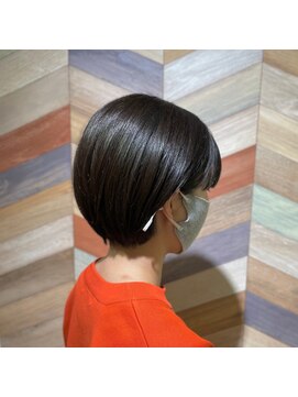 ヘアートゥリース(hair trees) 耳かけ×ショートボブ