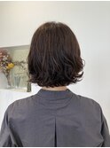 外はね風ミディアムボブ