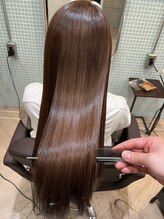 『髪の毛が細いし硬い...』細くてペタッとする髪、硬くてゴワゴワな髪。その原因から解決[平塚駅]