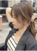 レイヤーロング20代30代グレーベージュ小顔カット