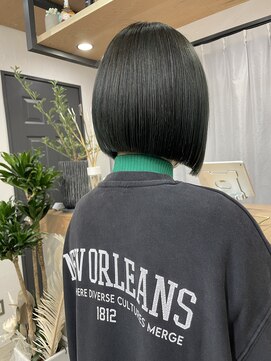 イット(it.) it.Style グリーン マット オリーブ ボブ ショート 無加工