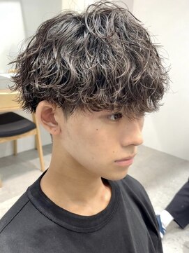 フィフス 栄(fifth) 波巻きスパイラルパーマツーブロックメンズマッシュ栄