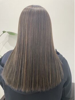 ルビアン ビューティーデザイン(je reviens BEAUTY DESIGN)の写真/〈髪質改善ストレート〉髪のダメージを抑えながら癖を伸ばすので、髪への負担を大幅に減らせます◎