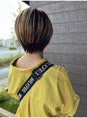 ショートボブ