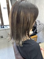 リアン(Lien) 外国人風バレイヤージュ/赤身抹殺/透明感グレージュ／大人ボブ