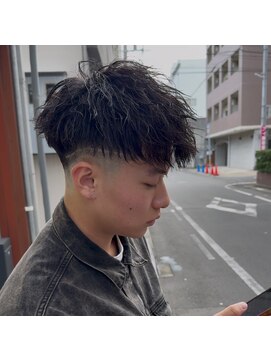 ウェーブ(WAVE) Vマッシュ/波打ちパーマ/縦落ちパーマ/スペインカール/波巻き