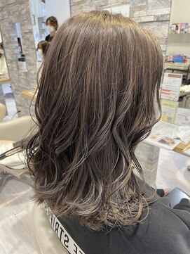 ファーストエンド 三ツ屋店(1st END.) 万能セミロング