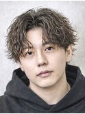 MEN’S HAIR/サーフカール刈り上げセンターパートシャドウパーマ