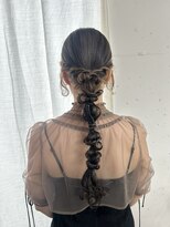 サナ(SANA) ヘアアレンジ/ヘアセット/編みおろし/お呼ばれヘア