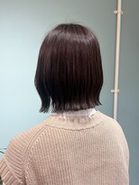 コス(KoS)&nbsp;春に人気な暖色カラー×くびれボブ