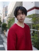 ピア ヤクイン(Pia Yakuin) ショートセンターパート