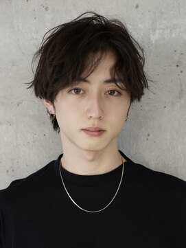 ゼンコー アオヤマ(ZENKO Aoyama) 黒髪×センターパート×ニュアンスパーマ[表参道/青山/渋谷]