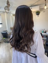 エンリー(ENlee)&nbsp;【川瀬莉穂】サラサラ艶髪×オリーブグレージュ