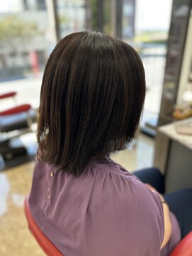 ベナー美容室 城山店 軽めボブ